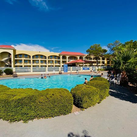 Quality Inn Airport East Ел Пасо Екстериор снимка