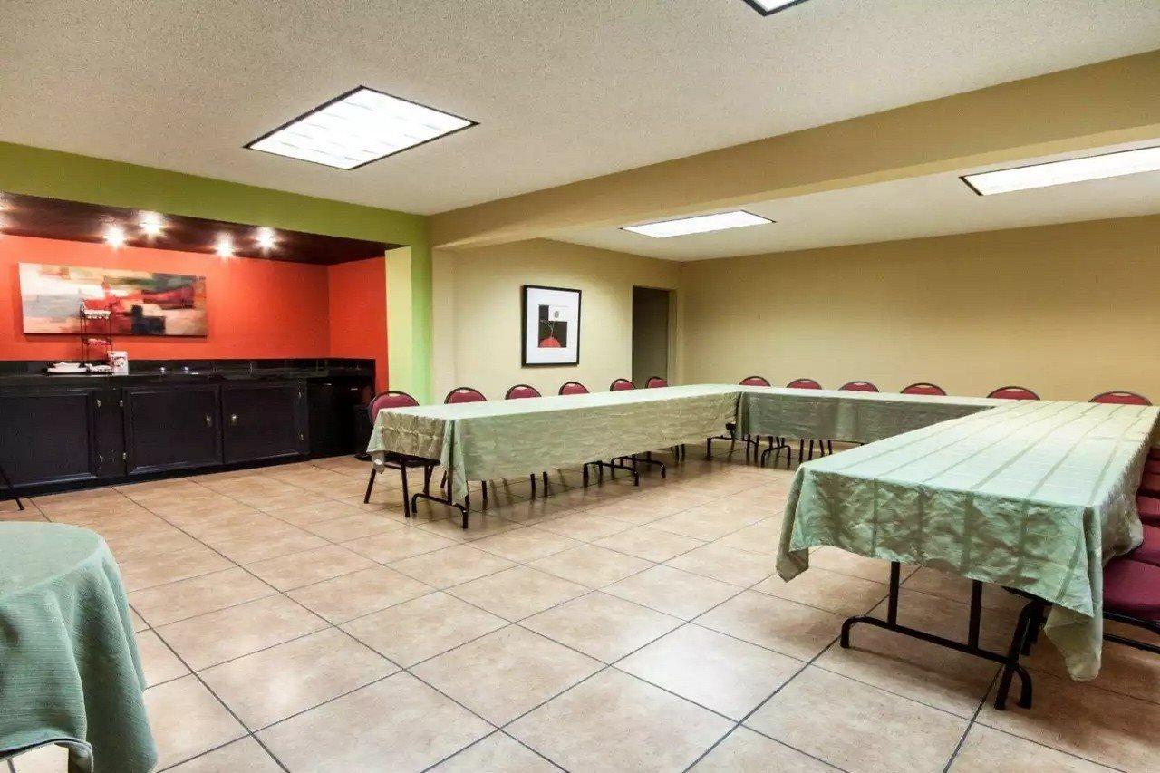 Quality Inn Airport East Ел Пасо Екстериор снимка
