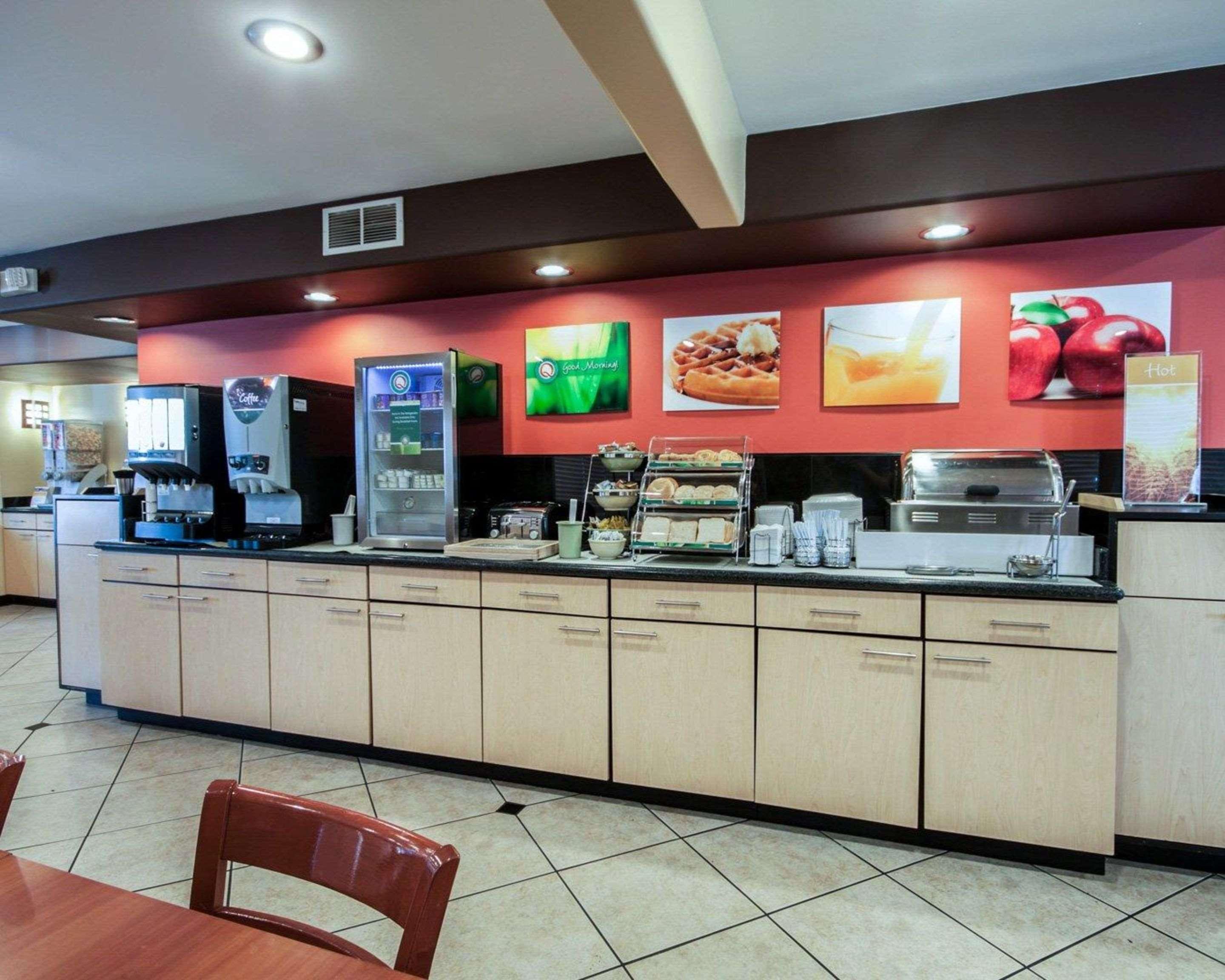 Quality Inn Airport East Ел Пасо Екстериор снимка