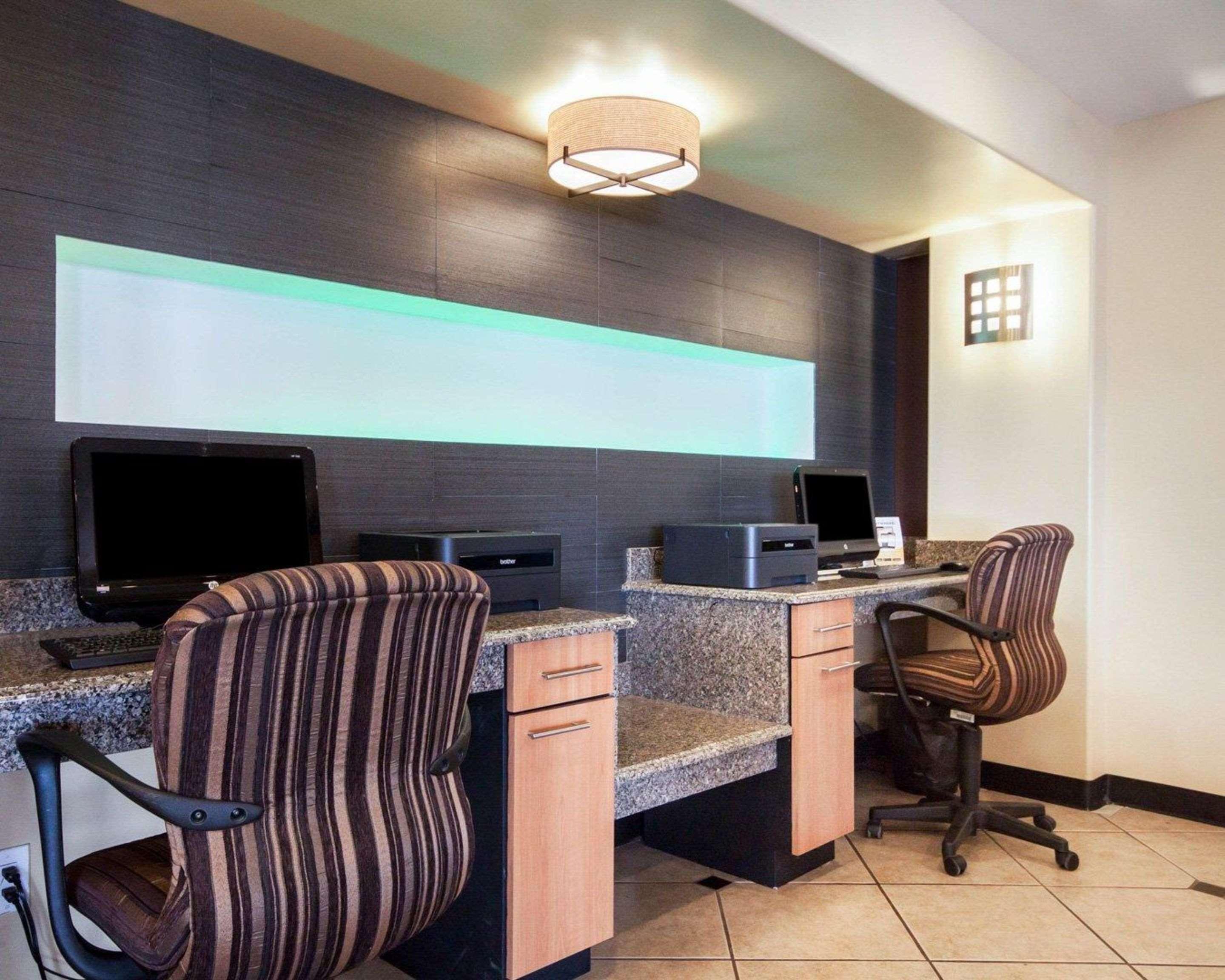 Quality Inn Airport East Ел Пасо Екстериор снимка